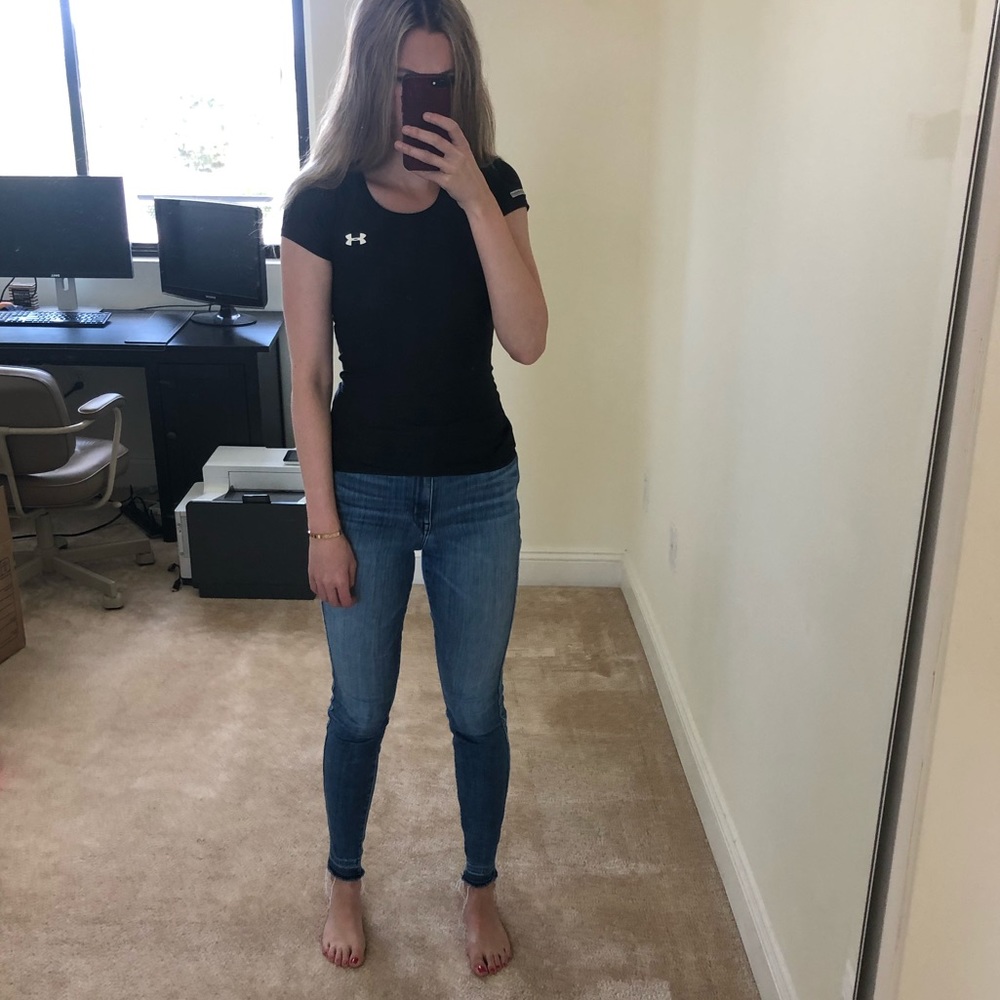 Black XS Under Armour Workout Tee